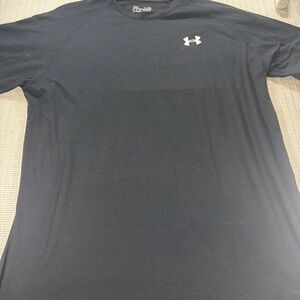 Under Armour Men's Navy Short Sleeve Tee